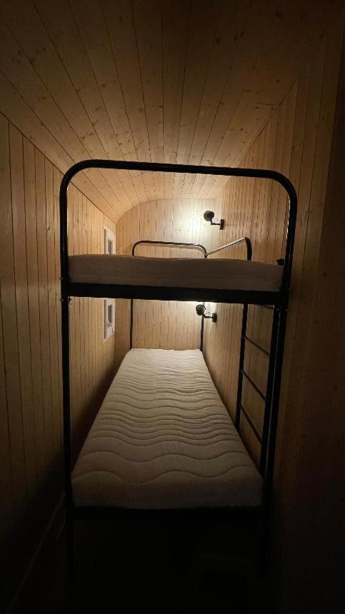 Glamping - Stylova Maringotka V Srdci Ladova Kraje, Pobliz Hlavniho Mesta Prahy Stribrna Skalice Luaran gambar